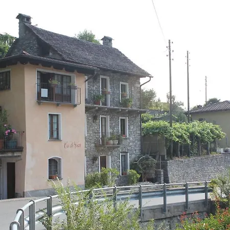 Grotto Du Rii Bed and breakfast Intragna